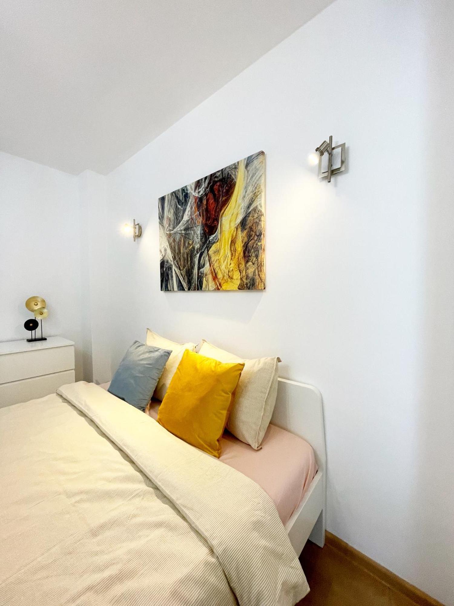 Alegro Studio Apartment Bucharest Exterior photo